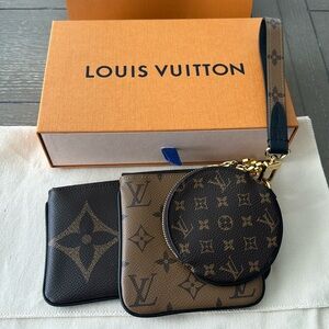Louis Vuitton Trio Pouch Reverse Giant Monogram Wristlet
